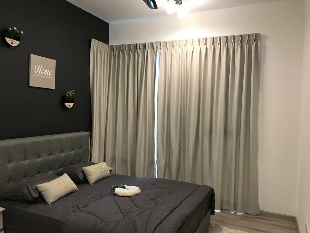 Mosaic Souhtkey Highfloor 2br 2-6pax 5mins Jbciq&sentosa Apartment