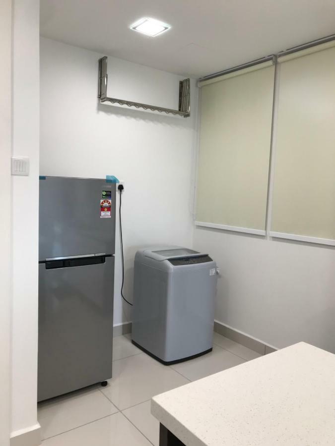 Mosaic Souhtkey Highfloor 2br 2-6pax 5mins Jbciq&sentosa *